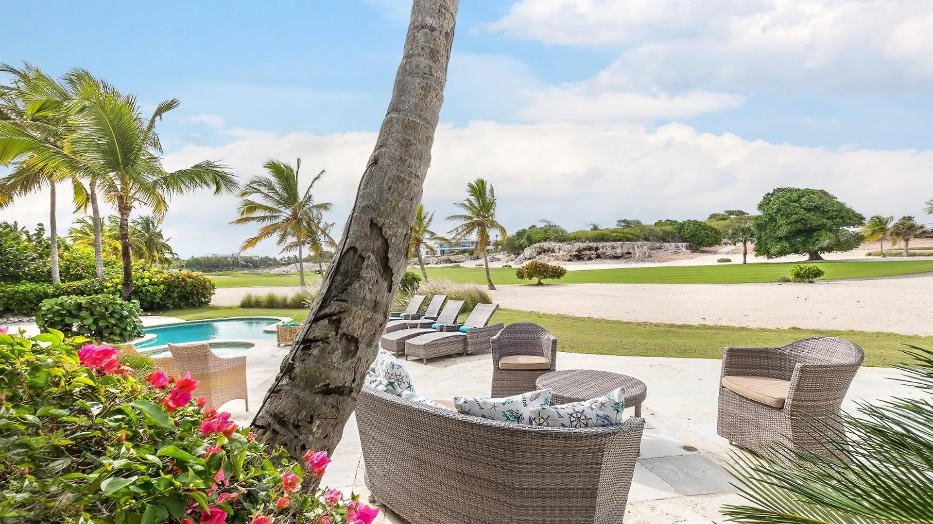 Cap Cana Villa For Rent - Luxury Illa With Access To Eden Roc Beach بونتا كانا جمهورية الدومينيكان