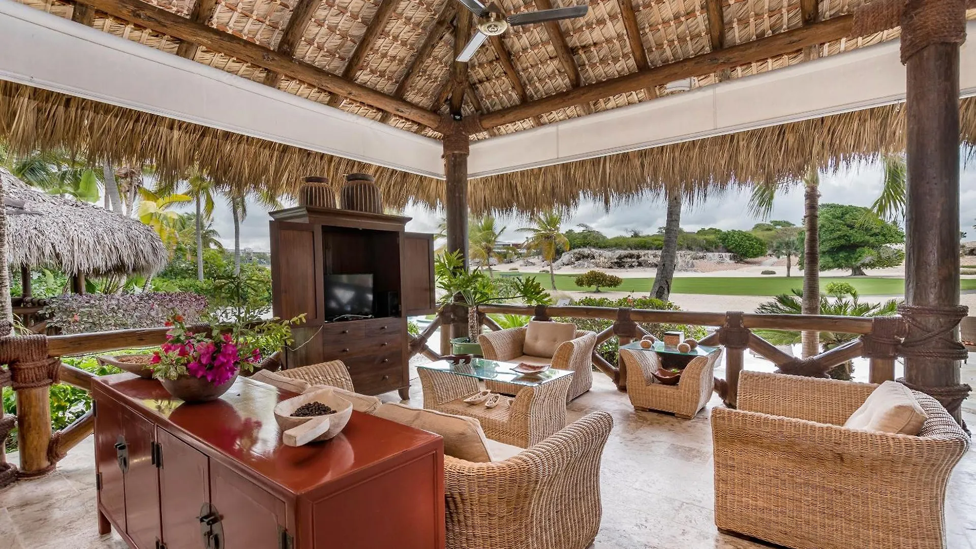 Cap Cana Villa For Rent - Luxury Illa With Access To Eden Roc Beach بونتا كانا